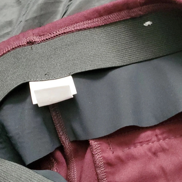 Like New Chico's Womens Stretch Pants Burgundy with Gold Accents Stretch Waist - Picture 9 of 11